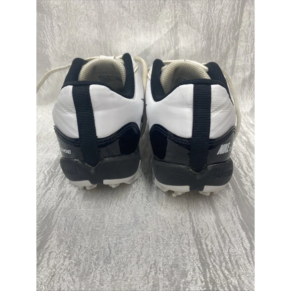 Nike Diamond  Size 4.5Y Baseball‎ Cleats White/Black DJ6525-101